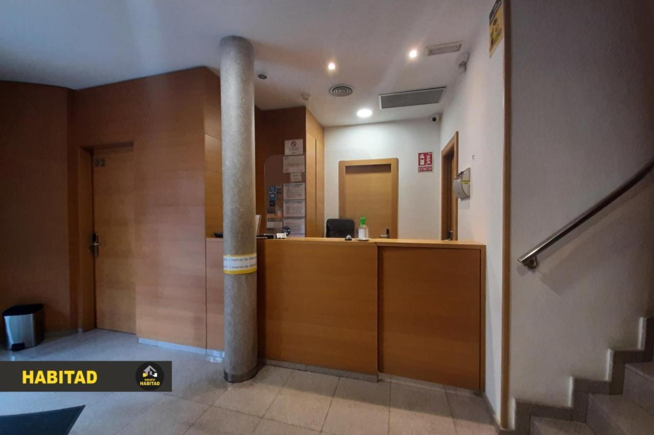 Hostal Rambla Sant Boi de Llobregat Exterior foto