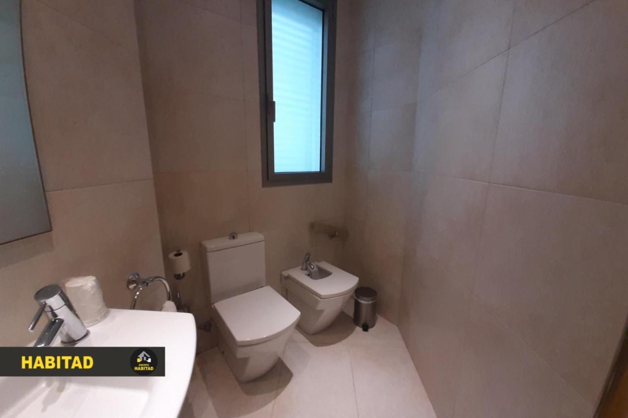 Hostal Rambla Sant Boi de Llobregat Exterior foto