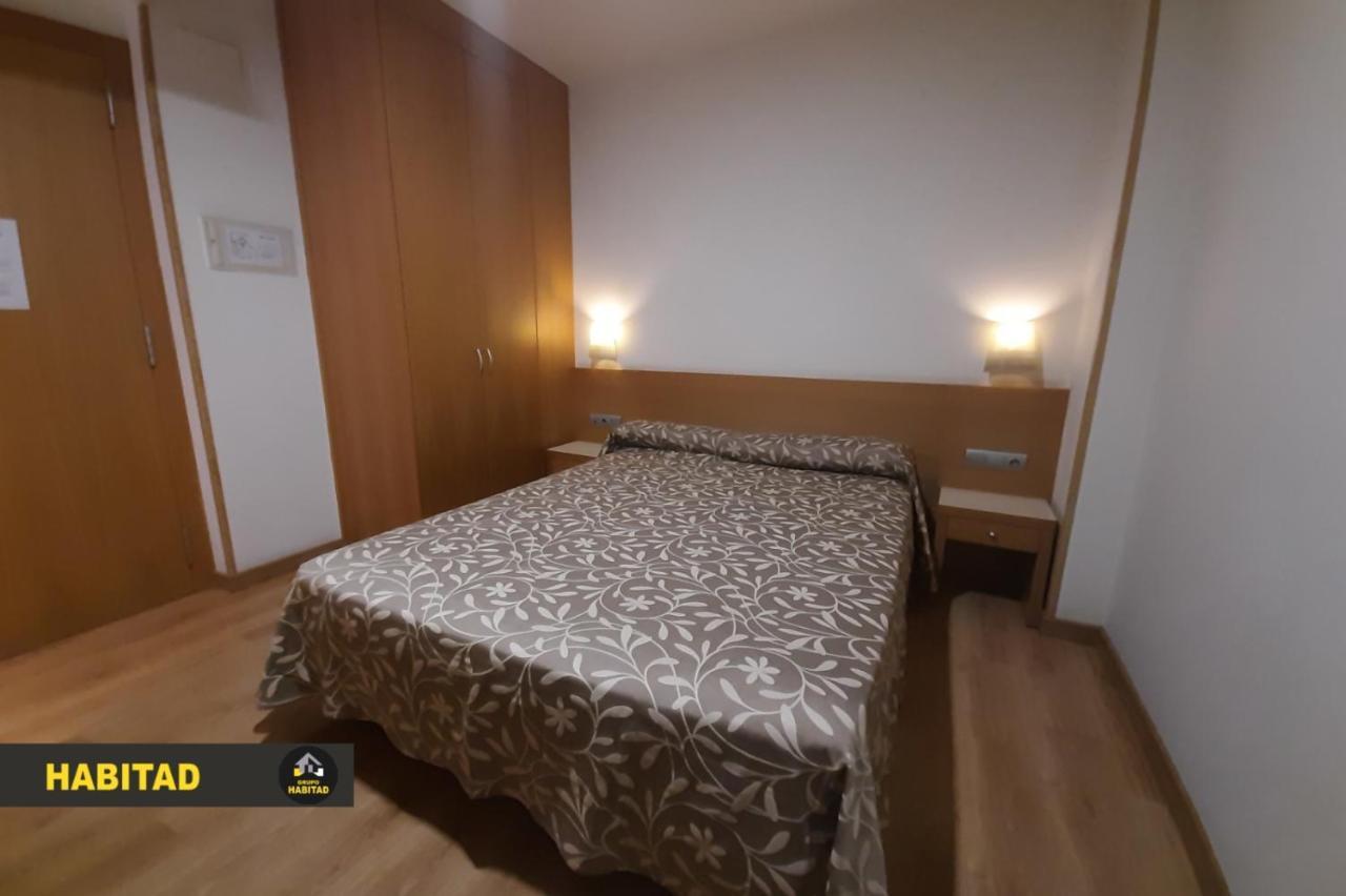 Hostal Rambla Sant Boi de Llobregat Exterior foto