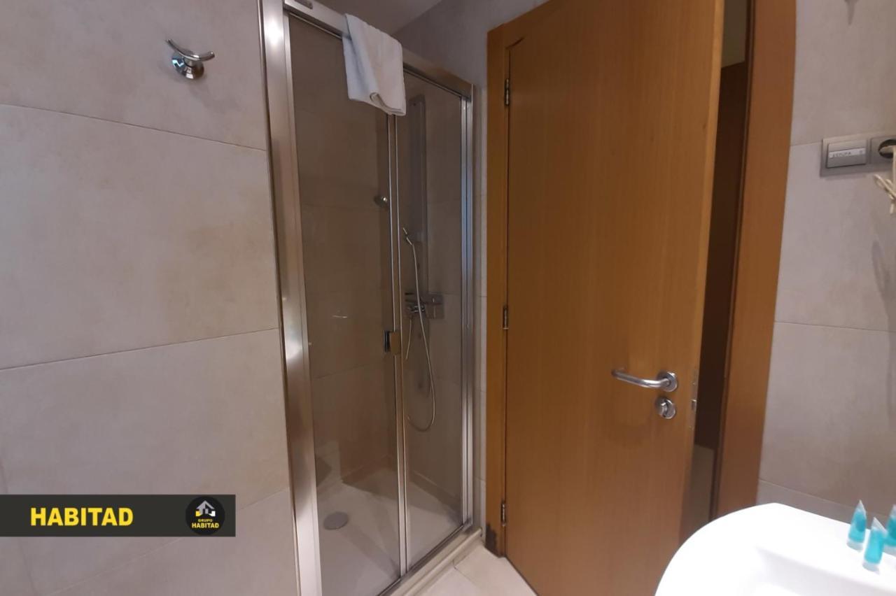 Hostal Rambla Sant Boi de Llobregat Exterior foto
