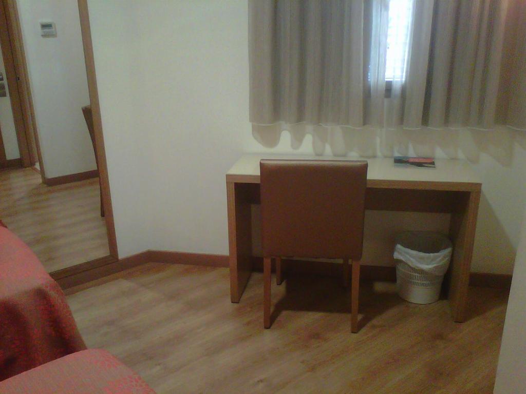 Hostal Rambla Sant Boi de Llobregat Exterior foto